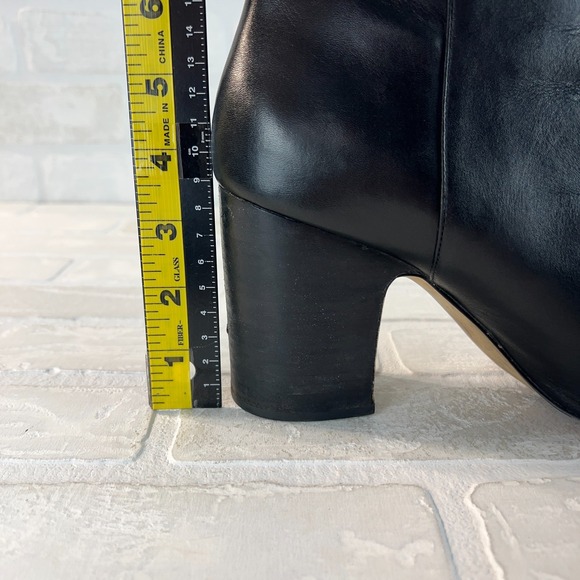 Michael‎ Kors Ankle Booties Womens 9 Black Leather Gold Zipper Lock Stacked Heel - Picture 15 of 15